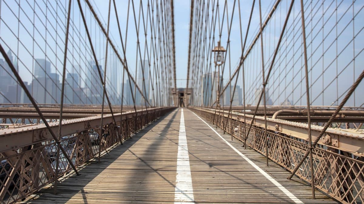 Brooklyn bridge New York,
Credit Photo rawf8 via envato