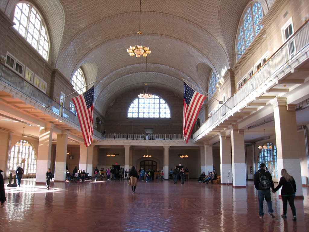 Ellis Island Great Hall New York,
Credit Photo WebsThatSell via Flickr