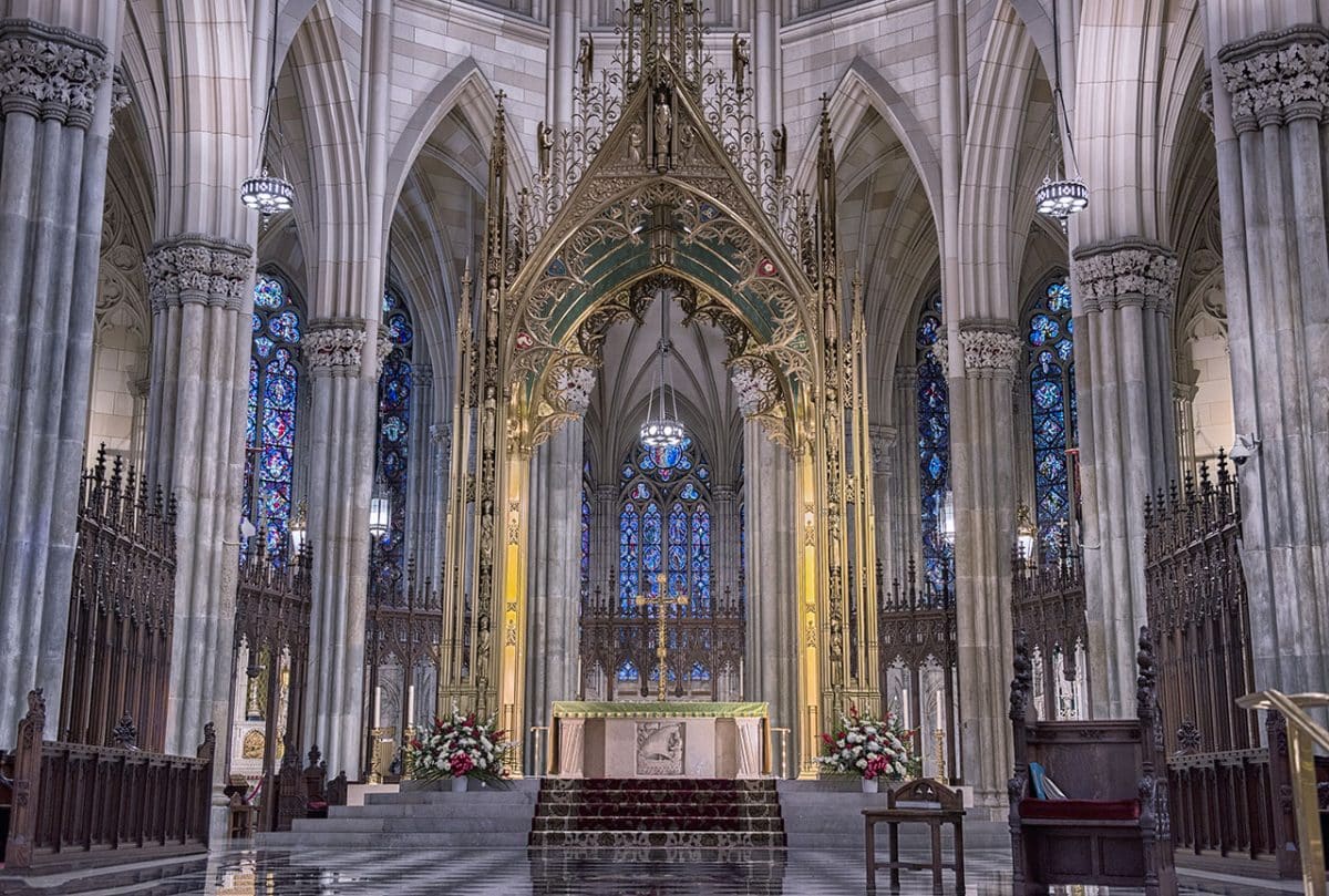 Saint Patrick Catedral Nueva York,
Credit Photo Pazham via Envato