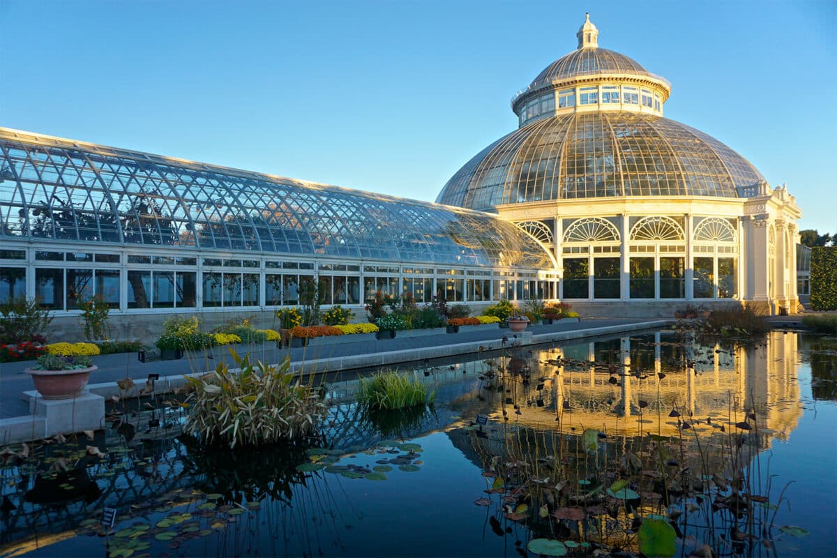 New York Botanical Garden,
Credit Linda Harms via Shutterstock