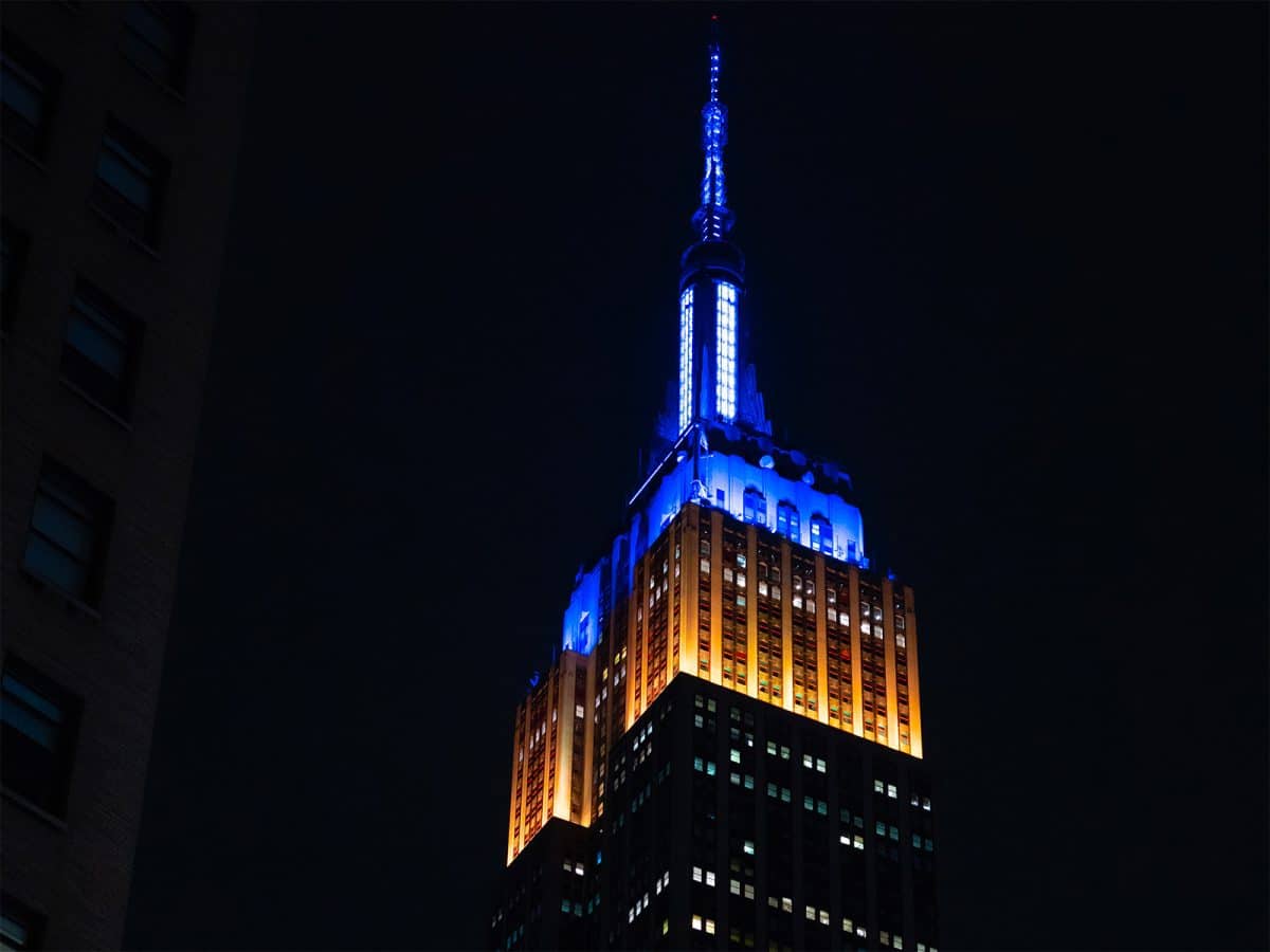 New,York,City,,Ny,,Usa:,March,13,,2022,-,Empire The Empire State Building lit up in the colours of Ukraine on 13 March 2022