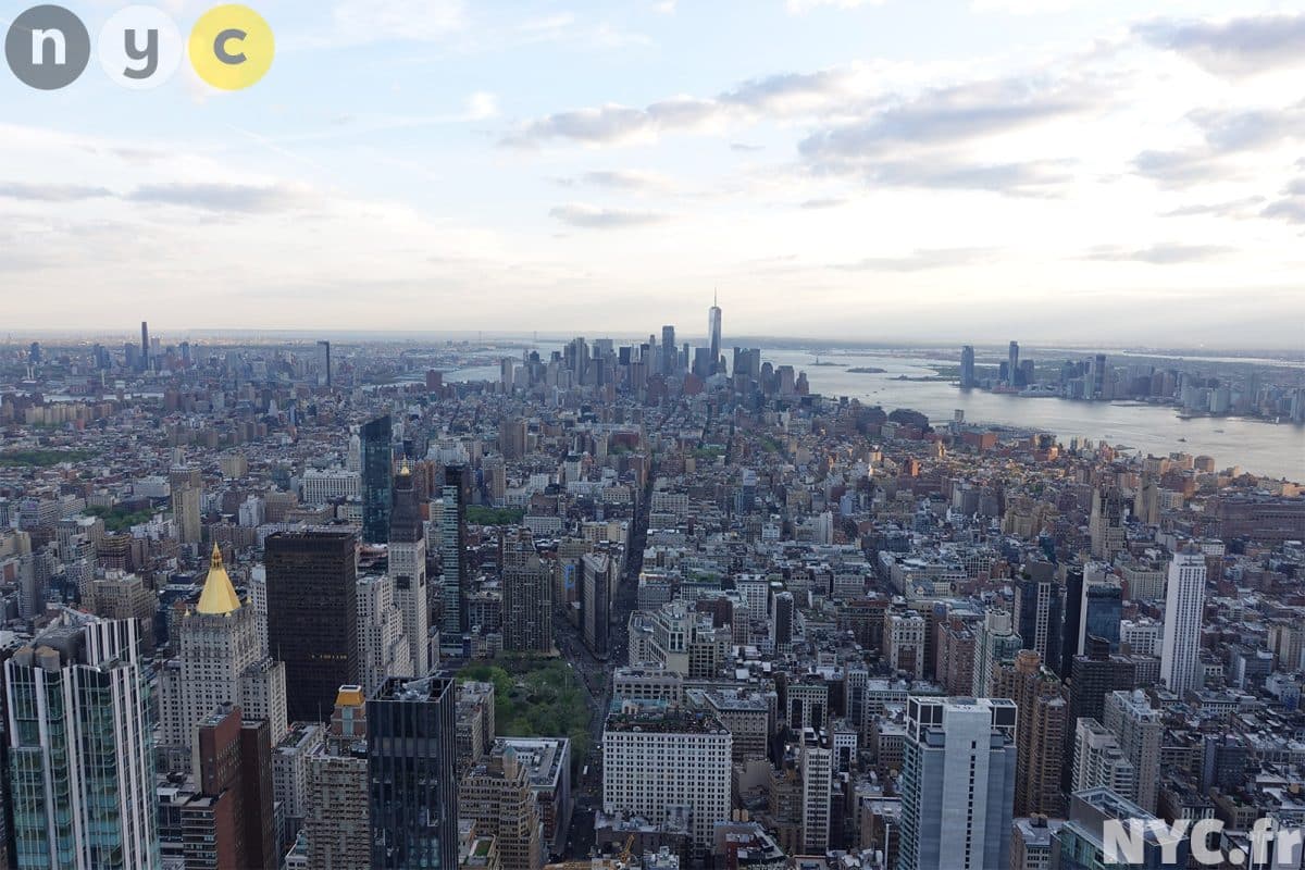 View of southern Manhattan from the Empire State Building