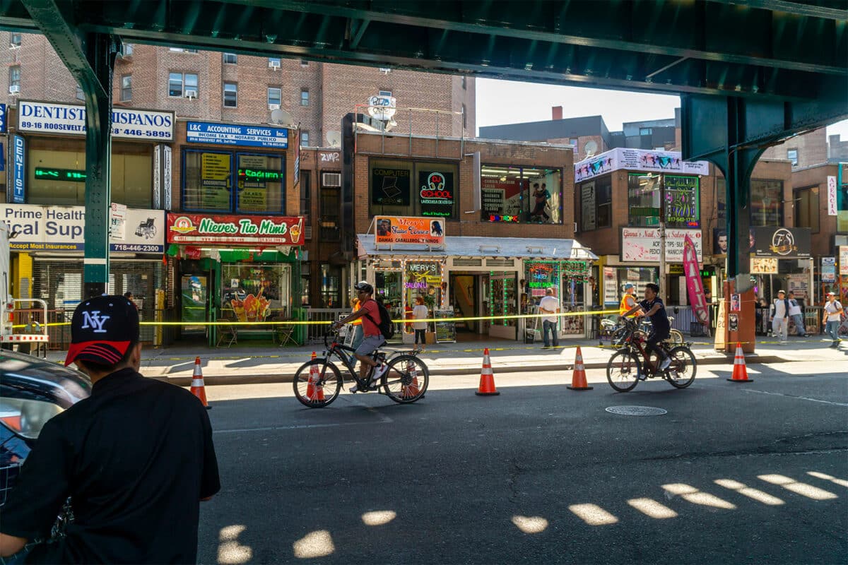 jackson heights barrio