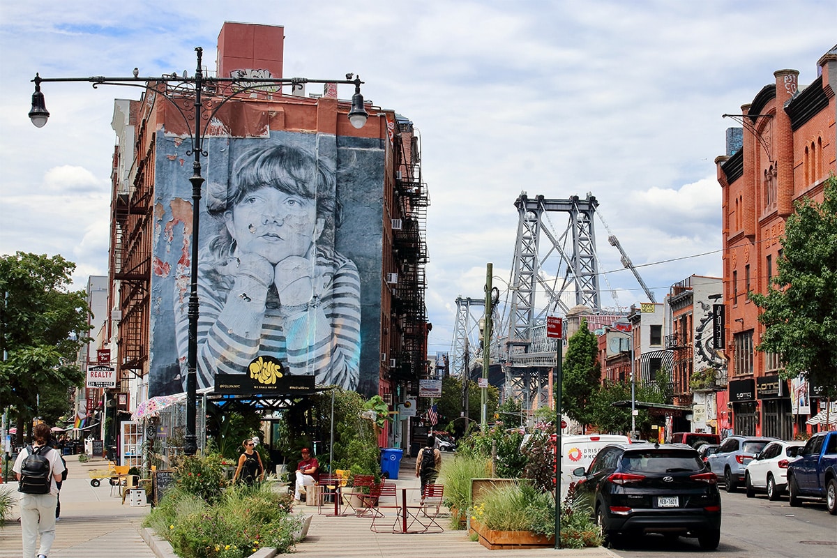 williamsburg neighborhood
