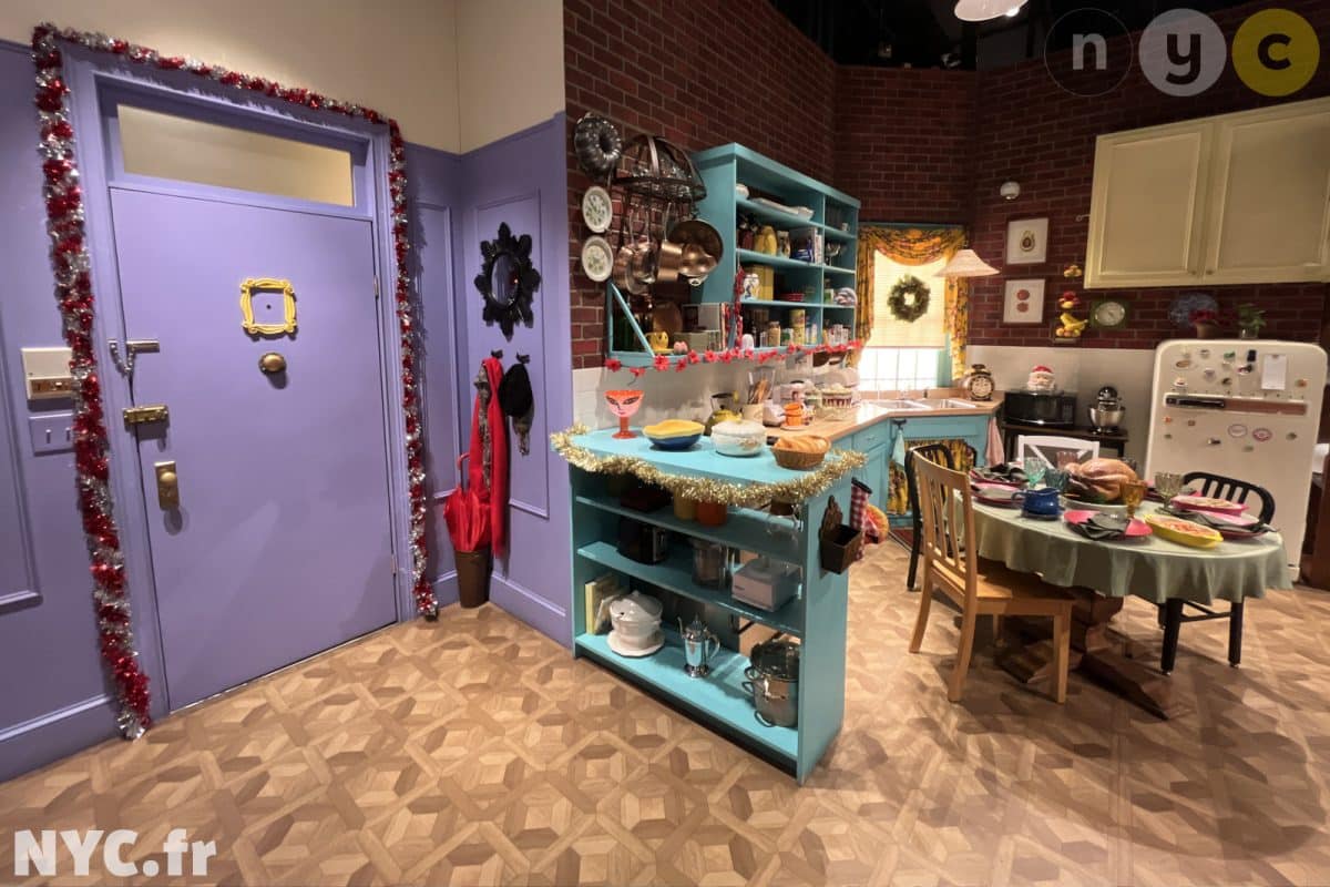 entrée appartement filles the friends experience