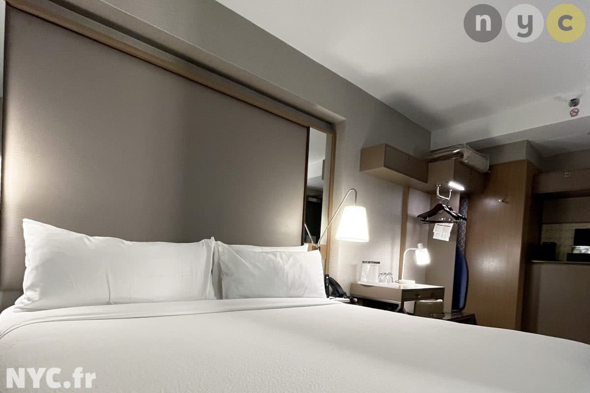 Bedroom Springhill suites times square