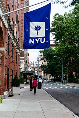 Edificio de la NYU frente a Washington Square Park